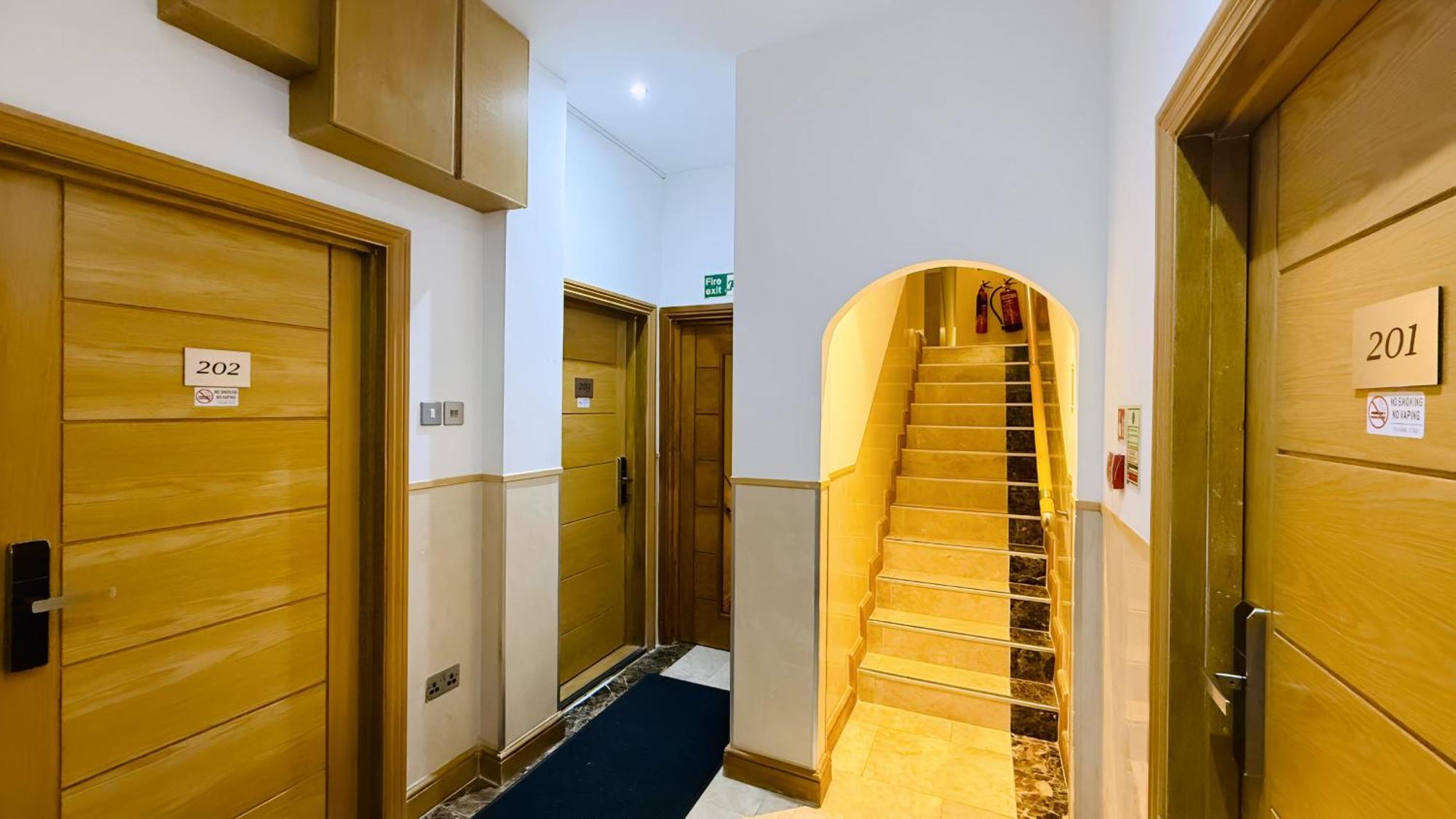 Osborne Aparthotel Eastbourne Exterior foto